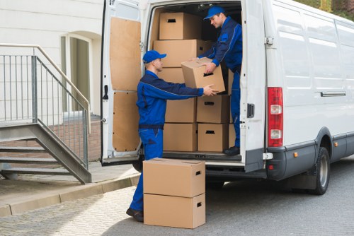Local Uxbridge moving service for homes and businesses