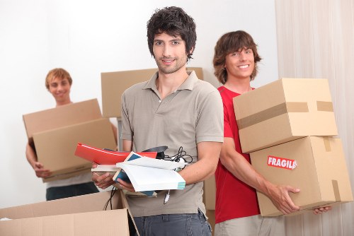 Practical access and loading for storage customers in Uxbridge